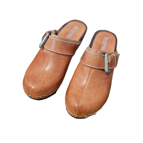 Michael Kors Women's Leather Studded Clogs Size 6M - Picture 2 of 10